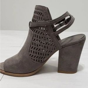 American Eagle Weldon Cage Block Heels